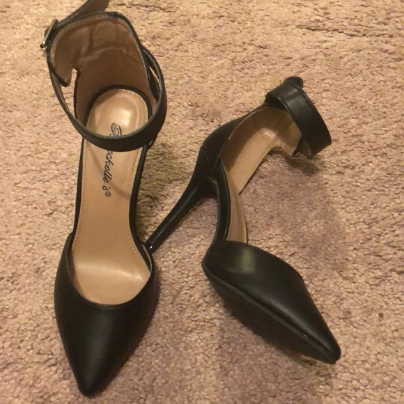 High Heal Shoes - Picture 3 of 3